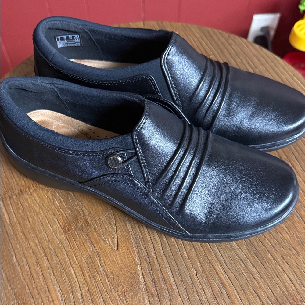 Clarks Black Casual Loafers - Picture 12 of 12